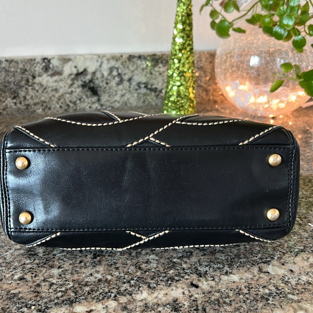 CHANEL Vintage Purse - Picture 7 of 17